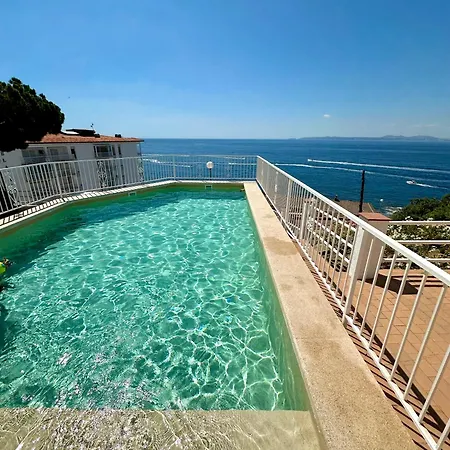 V021 - Neptuno Apartamento Rosas